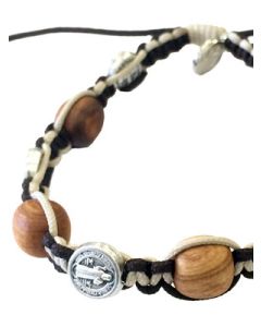 Saint Benedict bracelet. Metal, wood and cord. Cord closure.